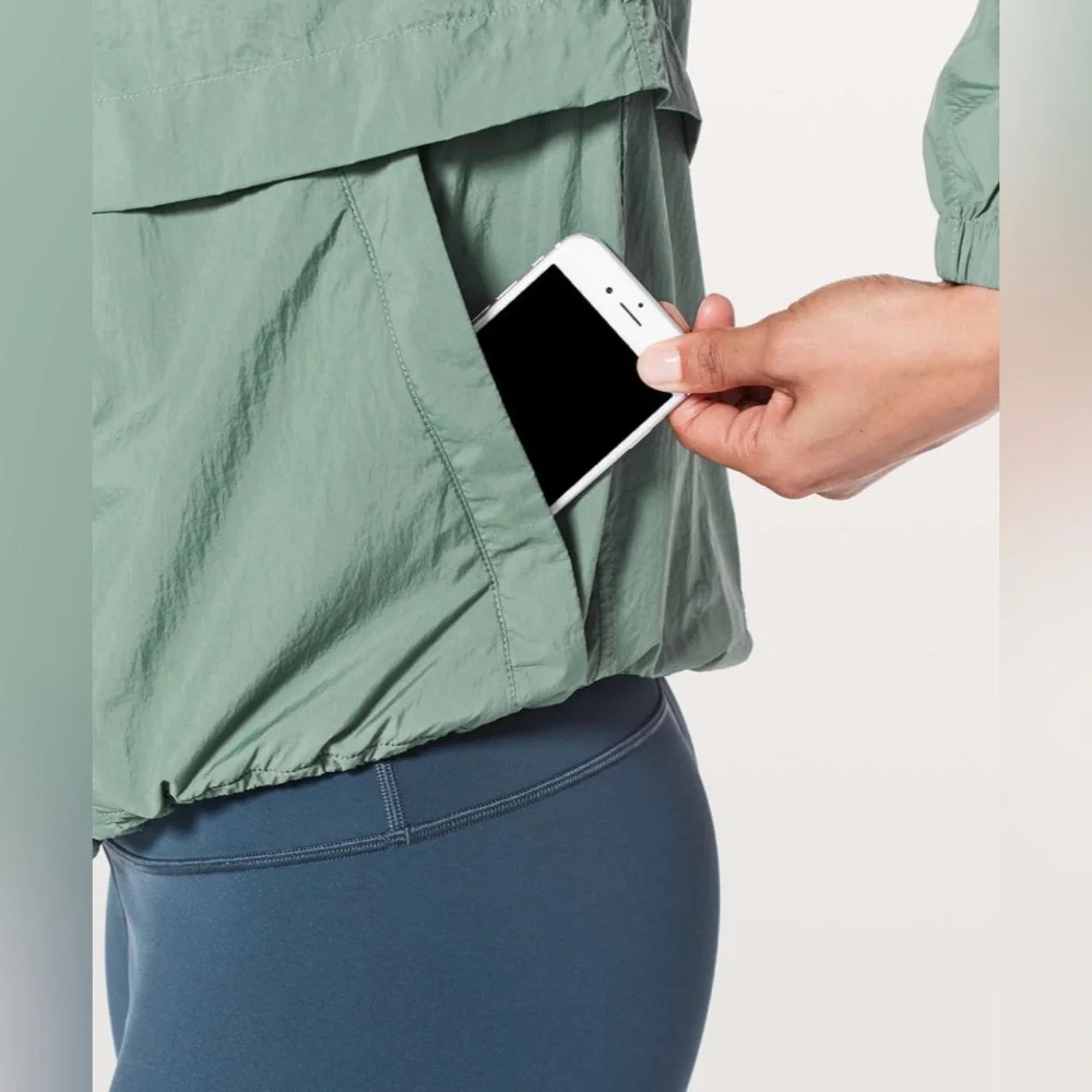 Lululemon Hood Lite Jacket
